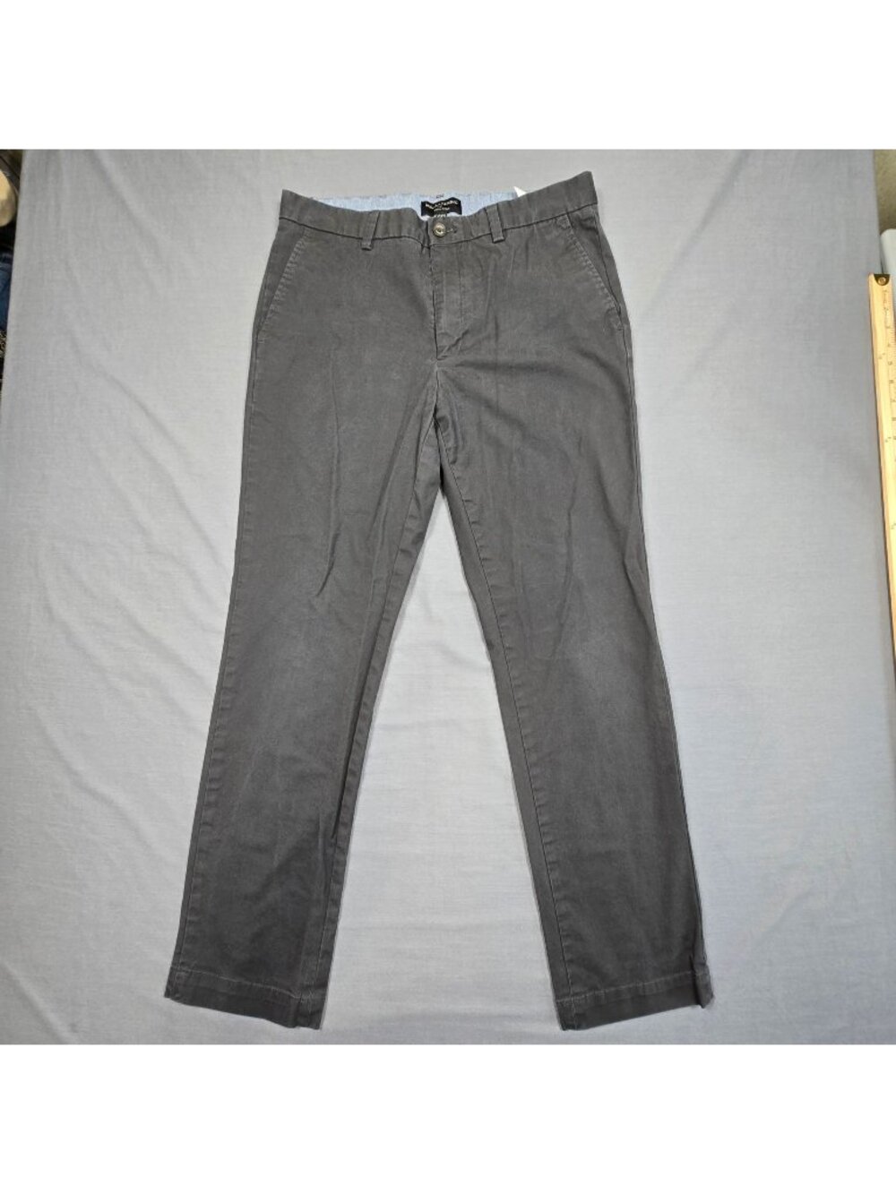 Banana Republic 33x32 Mens Chino Pants Aiden Straight Fit Gray Casual